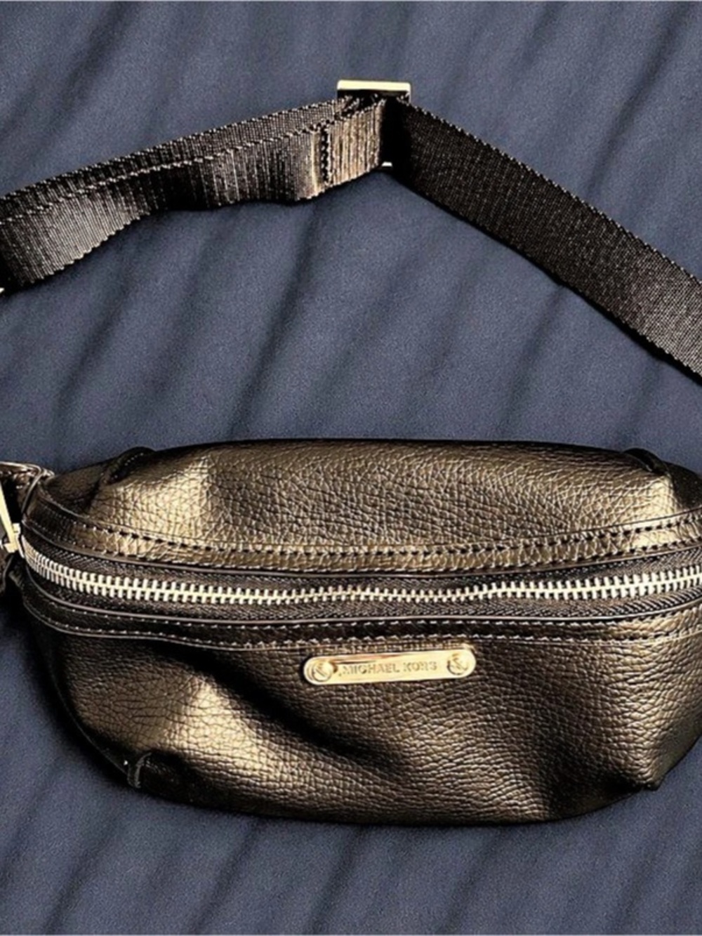Michael Kors Pebbled Leather Belt Bag in Black crossbody Fanny pack